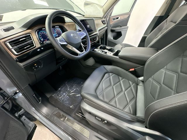 Thumbnail: 2026 Volkswagen Atlas - 11