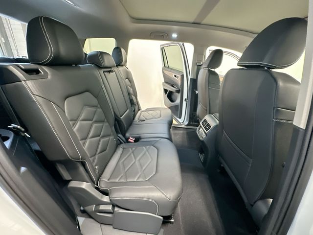 Thumbnail: 2026 Volkswagen Atlas - 25