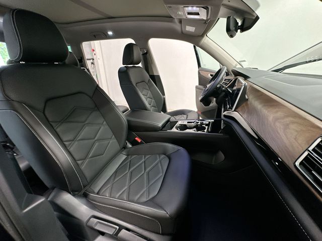 Thumbnail: 2026 Volkswagen Atlas - 25