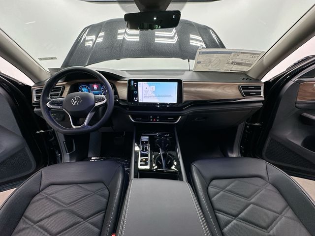 Thumbnail: 2026 Volkswagen Atlas - 9