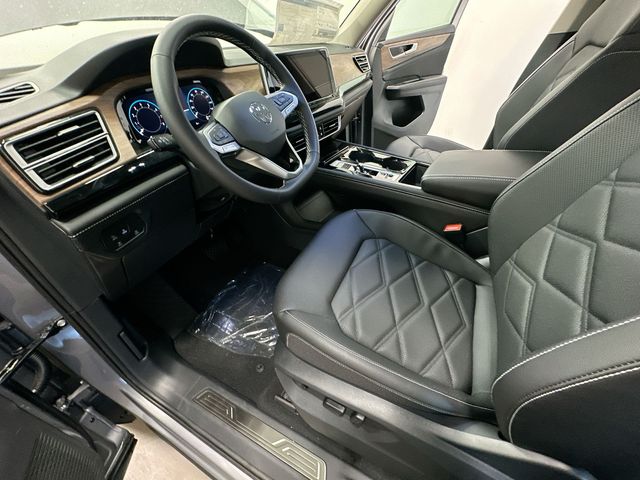 Thumbnail: 2026 Volkswagen Atlas - 10