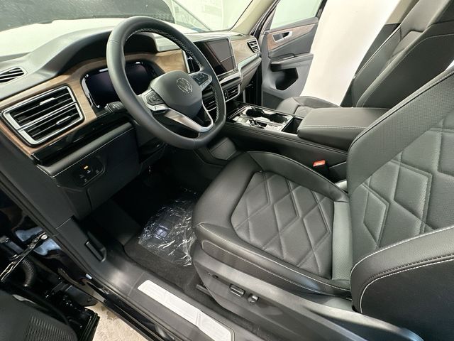 Thumbnail: 2026 Volkswagen Atlas - 10