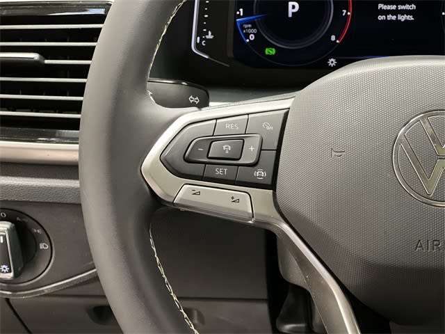 Thumbnail: 2023 Volkswagen Atlas - 20