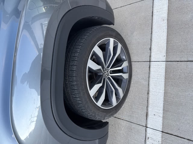 Thumbnail: 2022 Volkswagen Atlas - 6