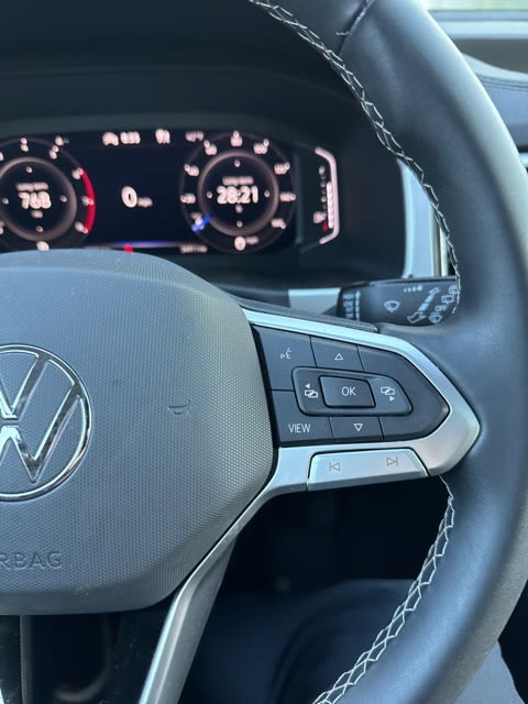 Thumbnail: 2022 Volkswagen Atlas - 18