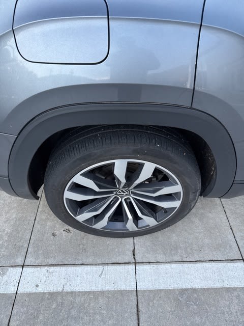 Thumbnail: 2022 Volkswagen Atlas - 12