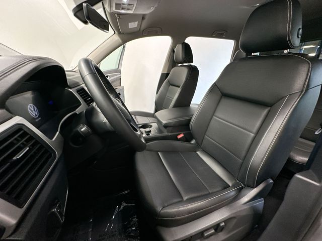 Thumbnail: 2023 Volkswagen Atlas - 12
