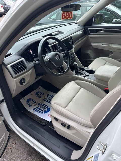 Thumbnail: 2018 Volkswagen Atlas - 4