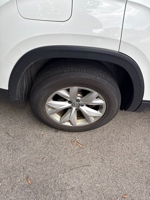 Thumbnail: 2018 Volkswagen Atlas - 5