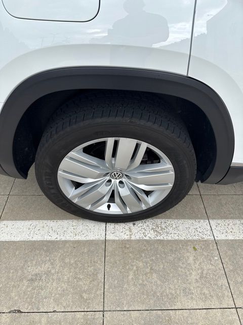 Thumbnail: 2019 Volkswagen Atlas - 10