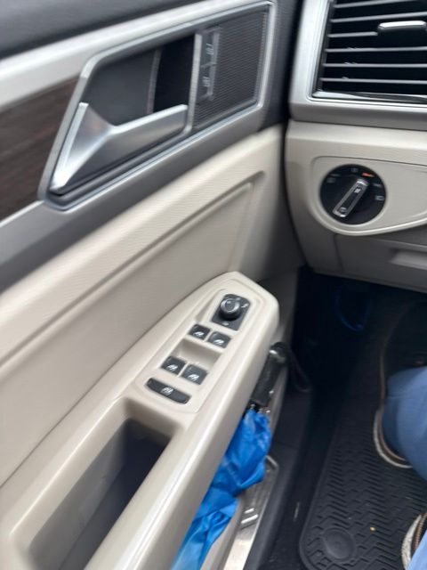 Thumbnail: 2019 Volkswagen Atlas - 19