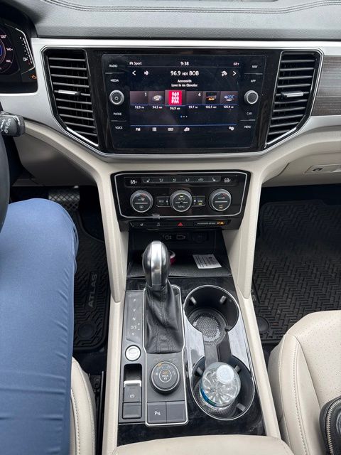 Thumbnail: 2019 Volkswagen Atlas - 21