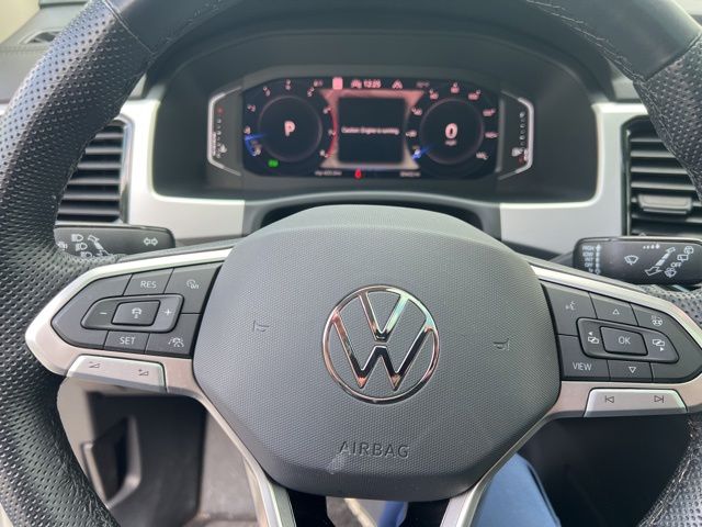 Thumbnail: 2023 Volkswagen Atlas - 16