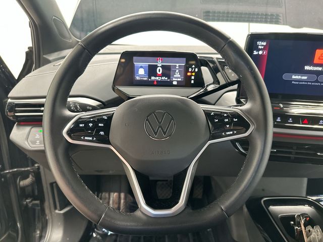 Thumbnail: 2023 Volkswagen ID.4 - 2
