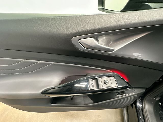 Thumbnail: 2023 Volkswagen ID.4 - 26