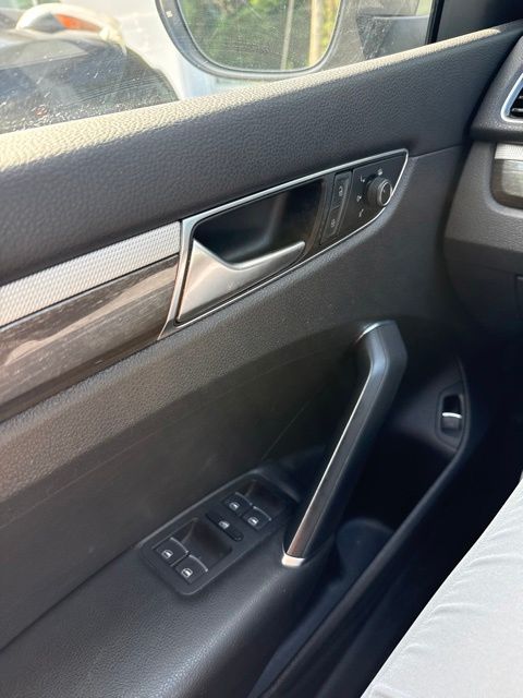 Thumbnail: 2016 Volkswagen Passat - 21