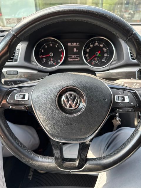 Thumbnail: 2016 Volkswagen Passat - 2
