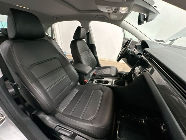 Thumbnail: 2020 Volkswagen Passat - 26