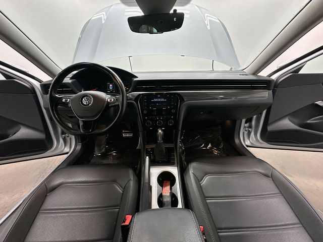 Thumbnail: 2020 Volkswagen Passat - 9
