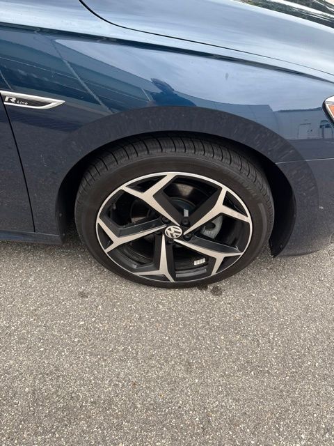 Thumbnail: 2021 Volkswagen Passat - 6