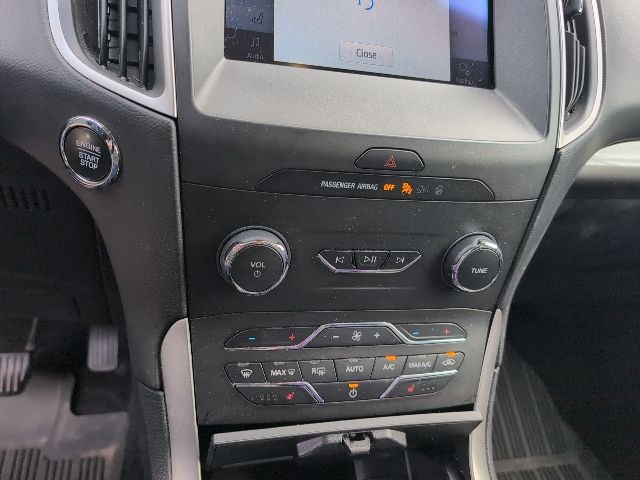 Thumbnail: 2020 Ford Edge - 17