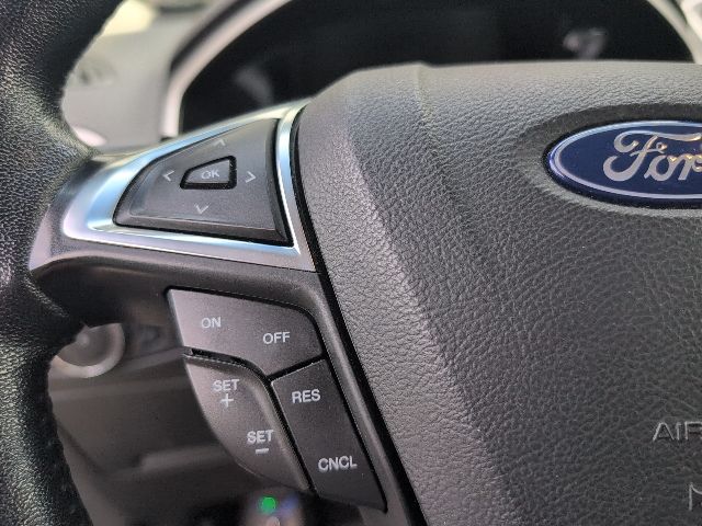 Thumbnail: 2020 Ford Edge - 18