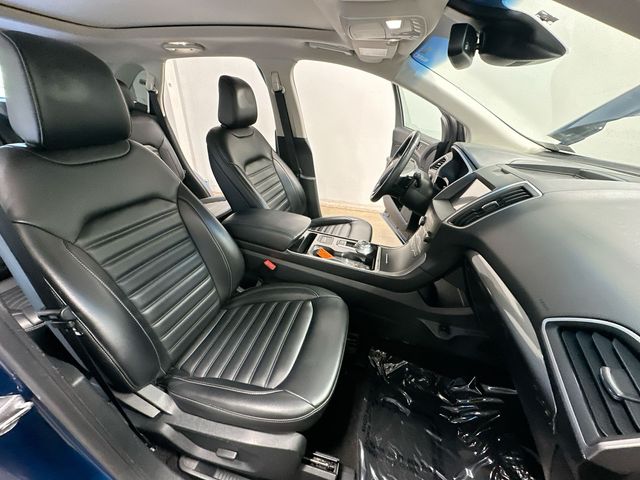 Thumbnail: 2020 Ford Edge - 28