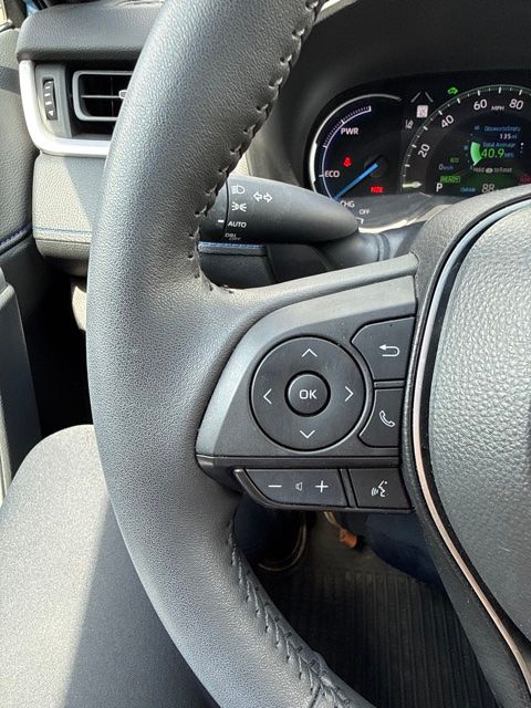 Thumbnail: 2024 Toyota RAV4 - 19