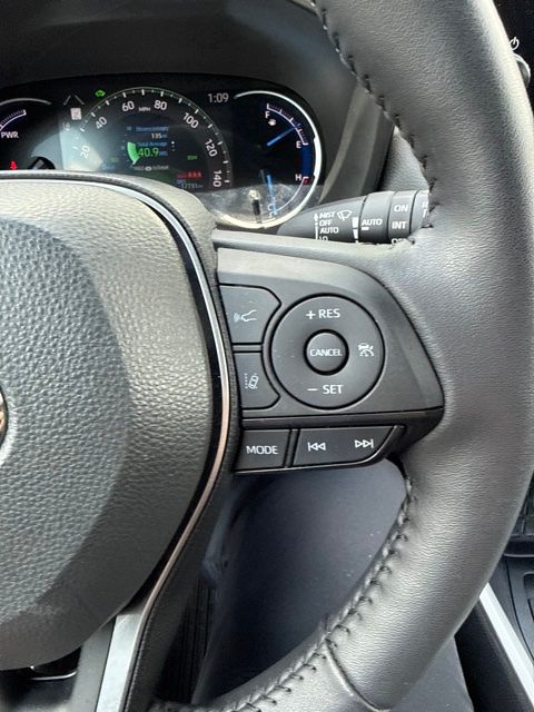 Thumbnail: 2024 Toyota RAV4 - 18