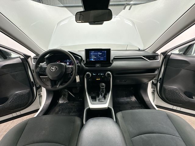 Thumbnail: 2023 Toyota RAV4 - 9