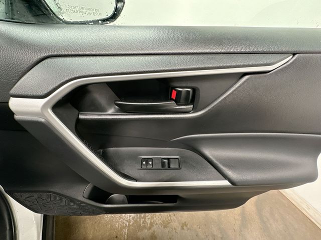 Thumbnail: 2023 Toyota RAV4 - 24