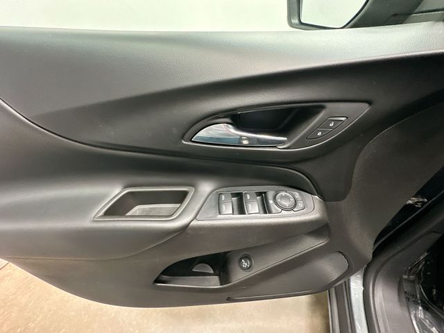 Thumbnail: 2019 Chevrolet Equinox - 24