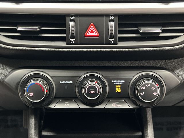 Thumbnail: 2020 Kia Forte - 23