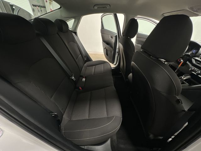 Thumbnail: 2020 Kia Forte - 26