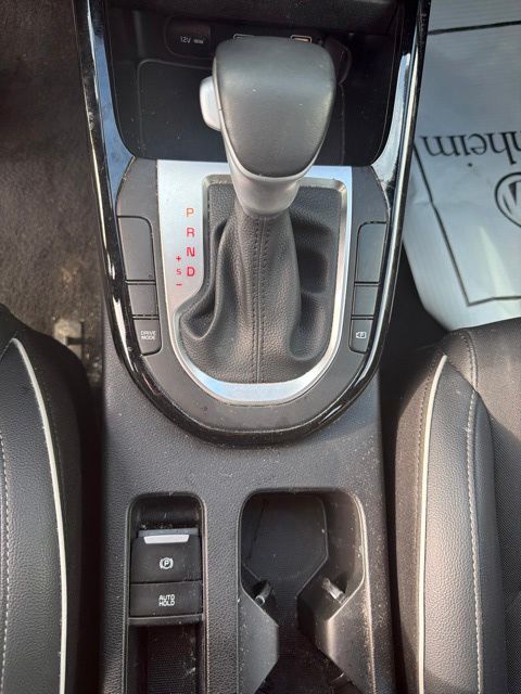 Thumbnail: 2023 Kia Forte - 8