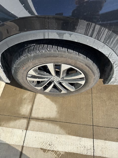 Thumbnail: 2022 Volkswagen Tiguan - 14