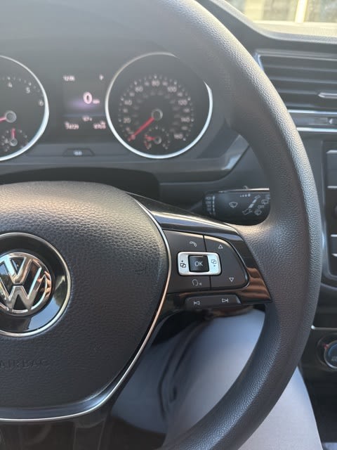 Thumbnail: 2018 Volkswagen Tiguan - 13