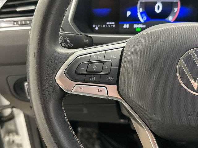 Thumbnail: 2023 Volkswagen Tiguan - 19