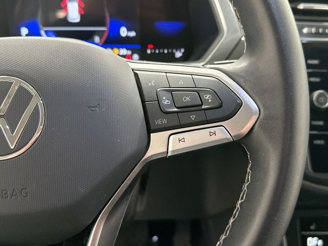 Thumbnail: 2023 Volkswagen Tiguan - 20