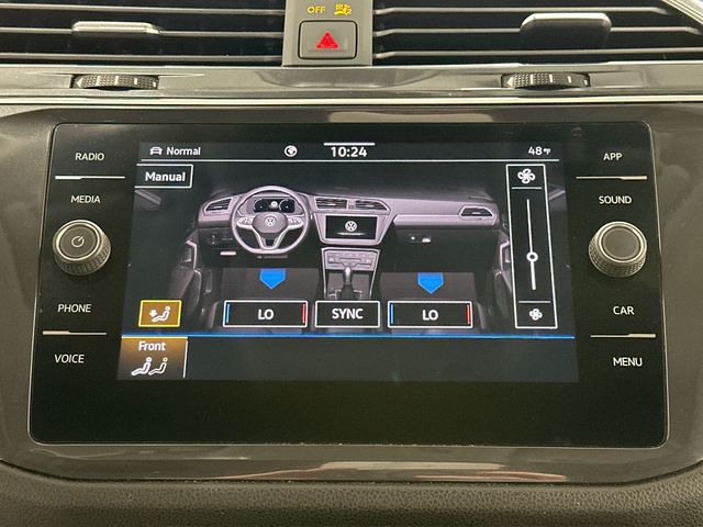 Thumbnail: 2023 Volkswagen Tiguan - 24