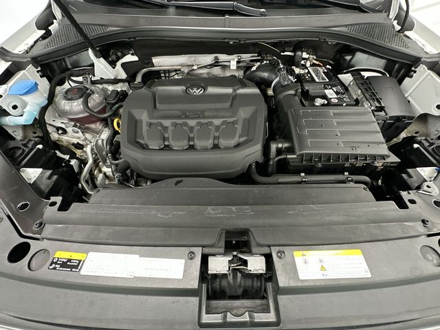 Thumbnail: 2022 Volkswagen Tiguan - 9