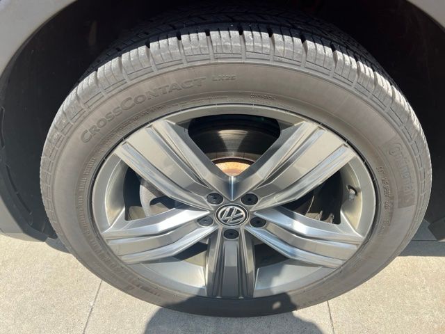 Thumbnail: 2019 Volkswagen Tiguan - 7