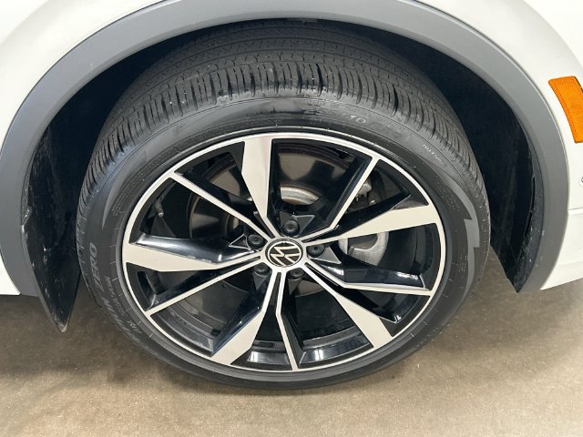 Thumbnail: 2024 Volkswagen Tiguan - 8