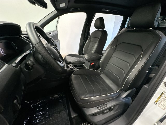 Thumbnail: 2024 Volkswagen Tiguan - 27