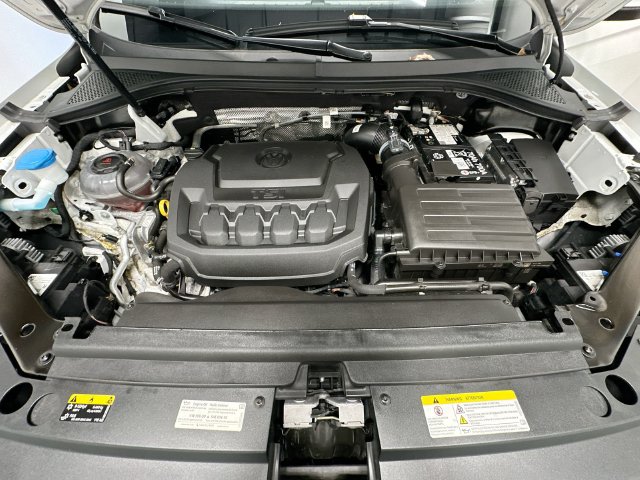 Thumbnail: 2024 Volkswagen Tiguan - 9