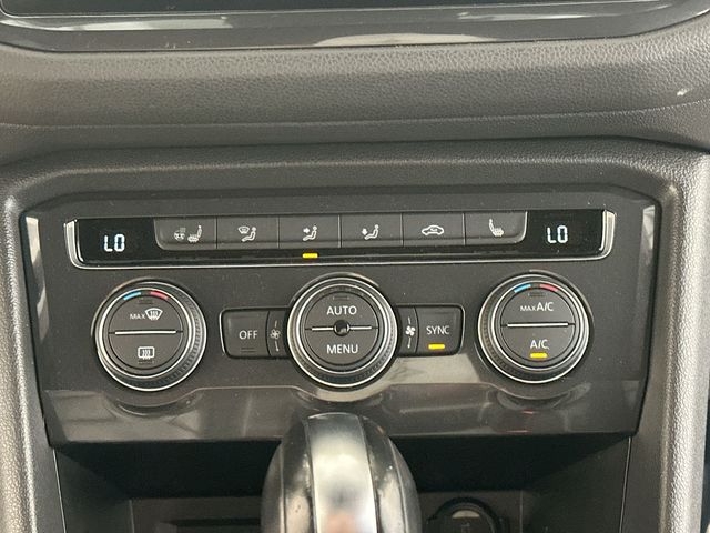 Thumbnail: 2021 Volkswagen Tiguan - 26