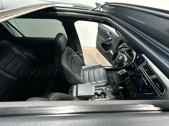 Thumbnail: 2021 Volkswagen Tiguan - 11