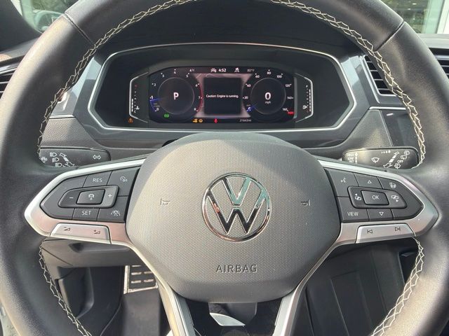 Thumbnail: 2023 Volkswagen Tiguan - 18