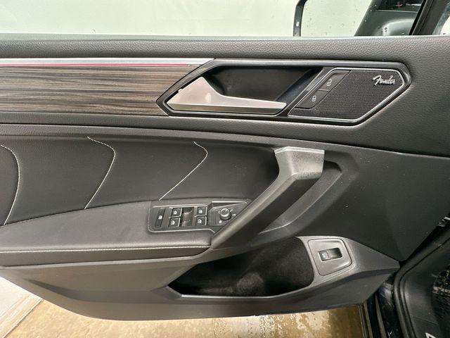 Thumbnail: 2023 Volkswagen Tiguan - 28
