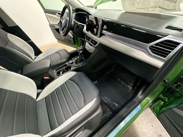Thumbnail: 2026 Volkswagen Taos - 13